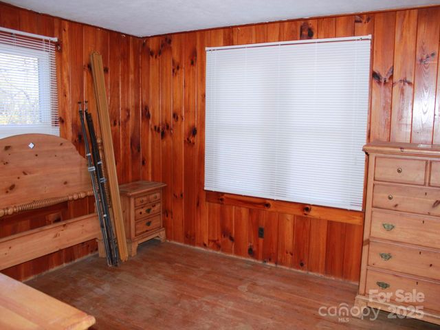 709 Wickins Drive, Hendersonville, NC 28791