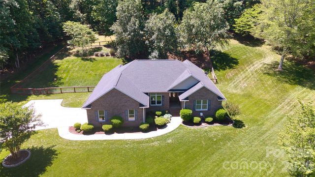 293 Bent Tree Drive, Rutherfordton, NC 28139