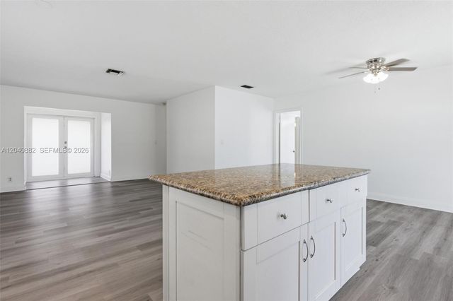 816 Johnson St, Hollywood, FL 33019