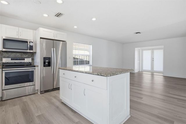 816 Johnson St, Hollywood, FL 33019