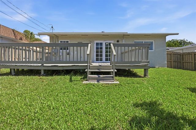 816 Johnson St, Hollywood, FL 33019