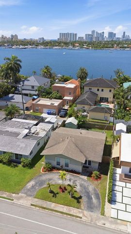 816 Johnson St, Hollywood, FL 33019