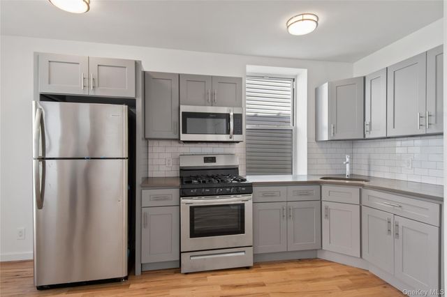 811 Courtlandt Avenue, Bronx, NY 10451
