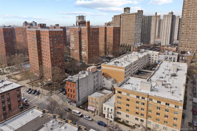 811 Courtlandt Avenue, Bronx, NY 10451