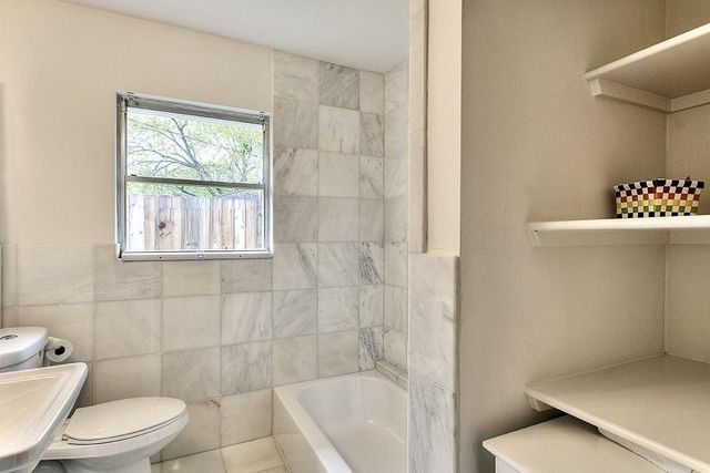 3110 Deal Street, Houston, TX 77025