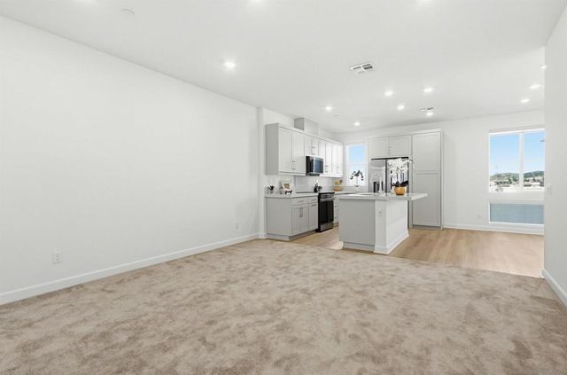 432 Caliper Way, San Marcos, CA 92078