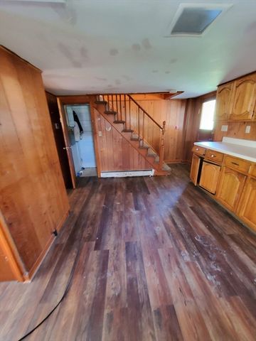 76 Aspen St, Ware, MA 01082