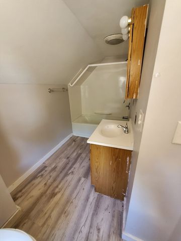 76 Aspen St, Ware, MA 01082