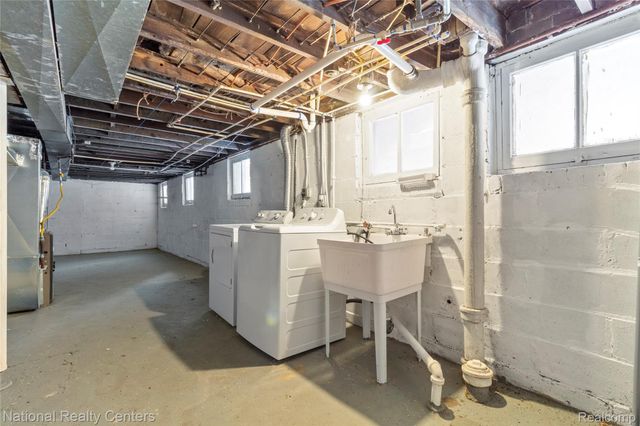 11344 Belleterre Street, Detroit, MI 48204