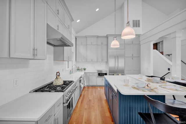 2104 E Woodstock Place, Bloomington, IN 47401