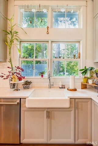 2104 E Woodstock Place, Bloomington, IN 47401