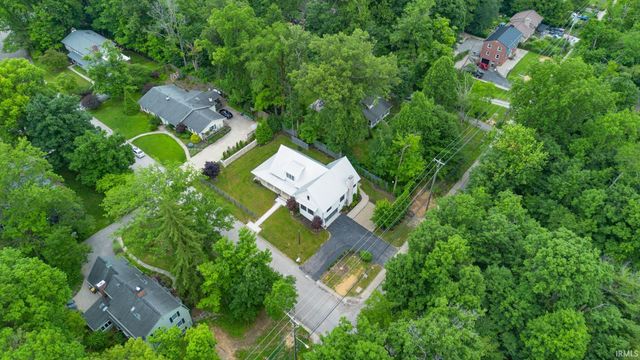 2104 E Woodstock Place, Bloomington, IN 47401