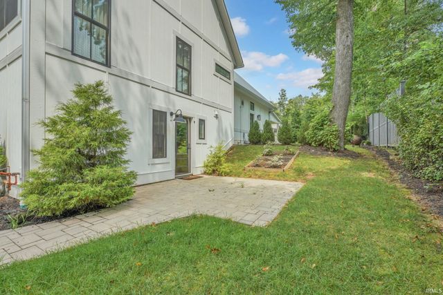 2104 E Woodstock Place, Bloomington, IN 47401