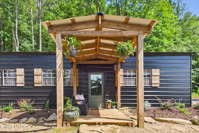361 County Road 38, Riceville, TN 37370