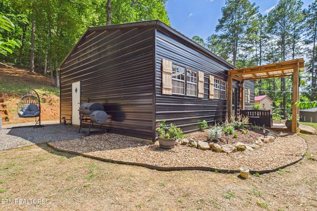 361 County Road 38, Riceville, TN 37370