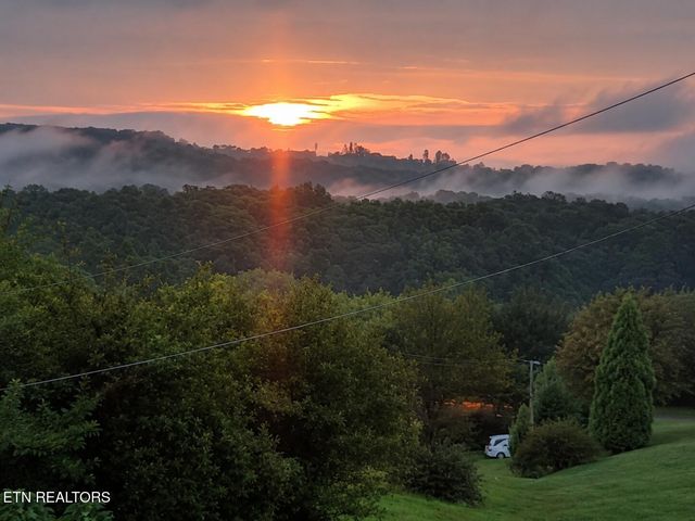 361 County Road 38, Riceville, TN 37370