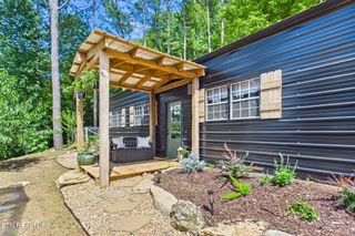 361 County Road 38, Riceville, TN 37370