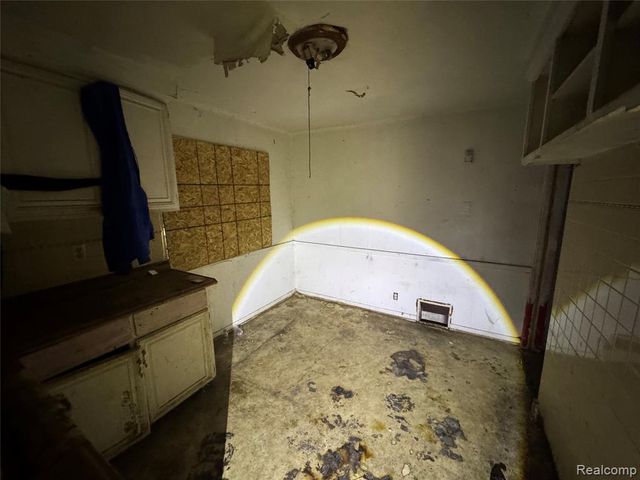 16093 Liberal Street, Detroit, MI 48205