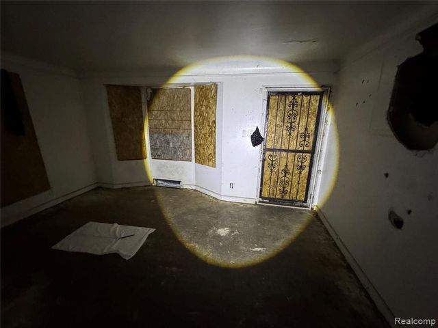 16093 Liberal Street, Detroit, MI 48205