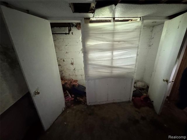 16093 Liberal Street, Detroit, MI 48205
