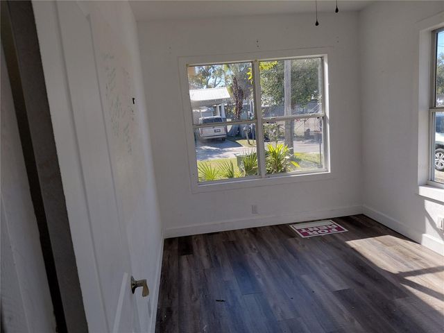 201 W IDA STREET, Tampa, FL 33603
