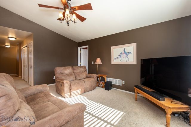 410 N River Rock Drive, Belgrade, MT 59714