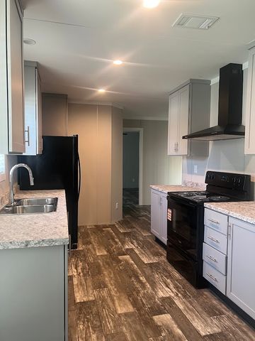 1525 Lark Court, Pelican Bay, TX 76020