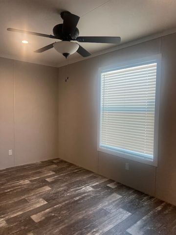 1525 Lark Court, Pelican Bay, TX 76020