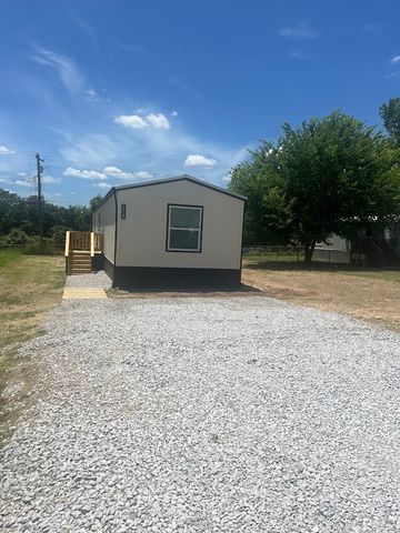 1525 Lark Court, Pelican Bay, TX 76020
