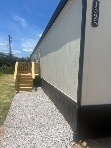 1525 Lark Court, Pelican Bay, TX 76020