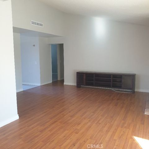 20518 Napa, Winnetka, CA 91306