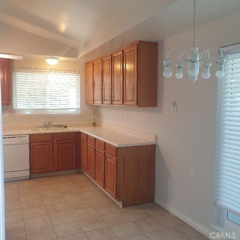 20518 Napa, Winnetka, CA 91306