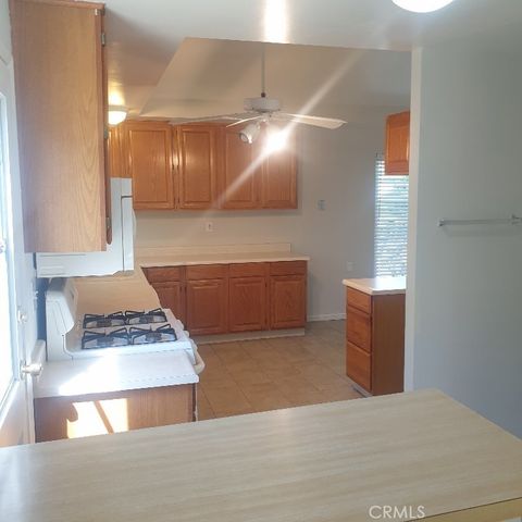 20518 Napa, Winnetka, CA 91306