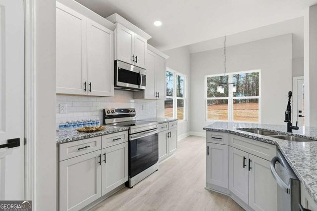 2557 Casablanca Drive, Conyers, GA 30012