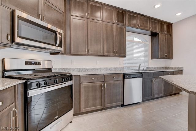 7821 Tomsburgh Lane, Las Vegas, NV 89139