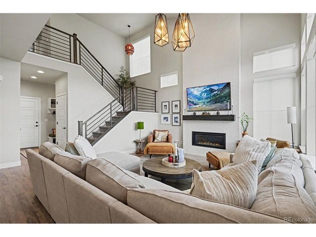 6267 Canterview Ct, Castle Pines, CO 80108
