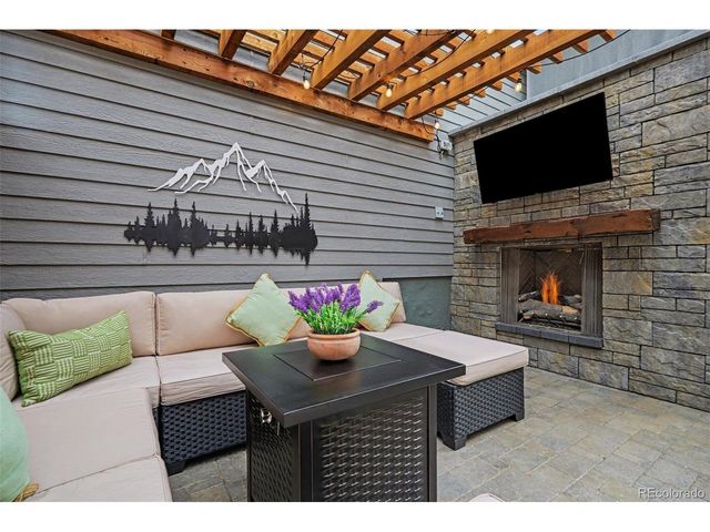 6267 Canterview Ct, Castle Pines, CO 80108