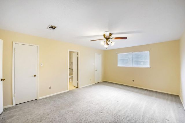 3115 Shawnee DR, Sugar Land, TX 77479