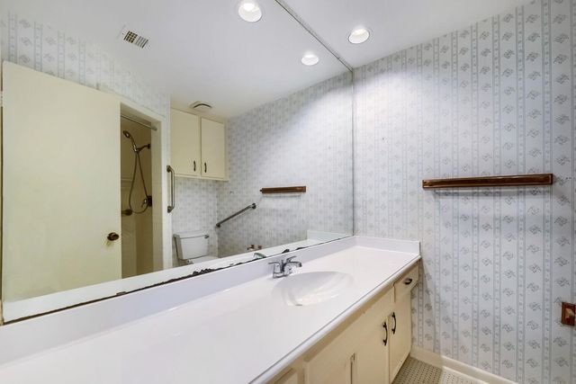 3115 Shawnee DR, Sugar Land, TX 77479