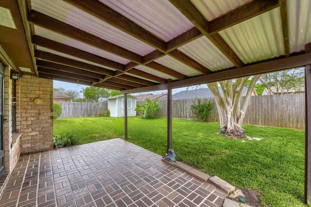 3115 Shawnee DR, Sugar Land, TX 77479