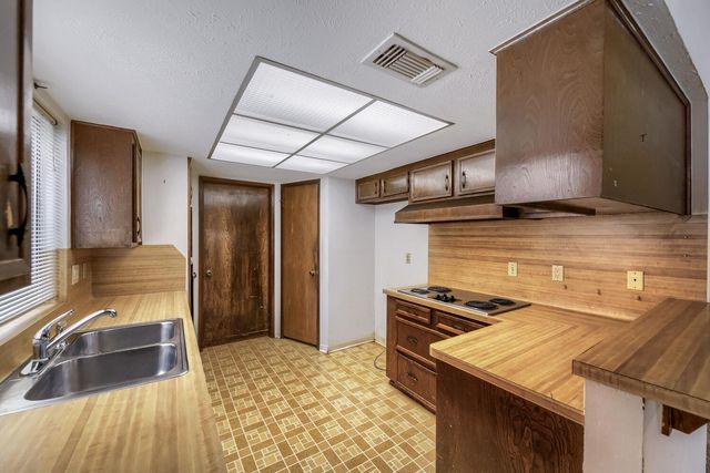 3115 Shawnee DR, Sugar Land, TX 77479