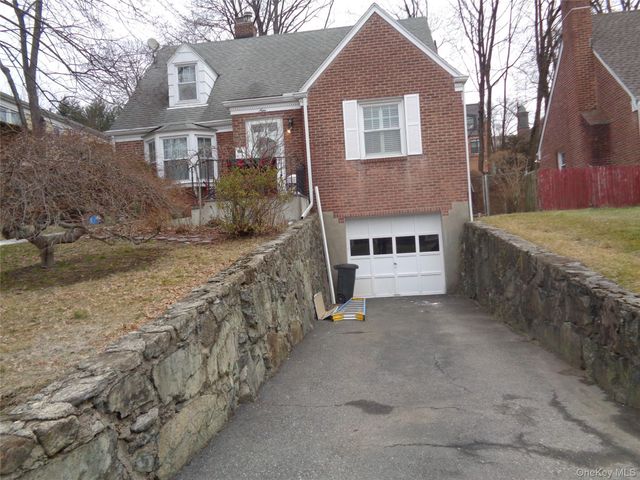 9 Valley Terrace, Port Chester, NY 10573