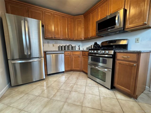 9 Valley Terrace, Port Chester, NY 10573