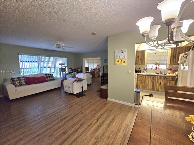 5162 Lakefront Blvd D, Delray Beach, FL 33484