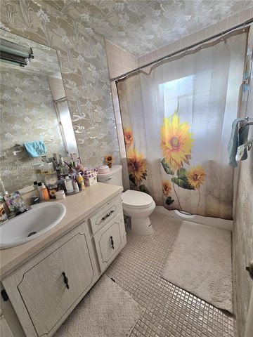 5162 Lakefront Blvd D, Delray Beach, FL 33484