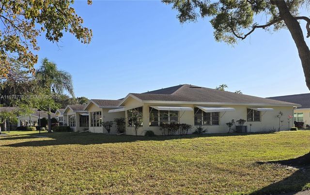 5162 Lakefront Blvd D, Delray Beach, FL 33484