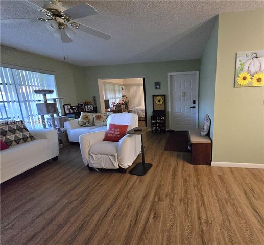 5162 Lakefront Blvd D, Delray Beach, FL 33484