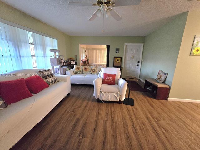 5162 Lakefront Blvd D, Delray Beach, FL 33484