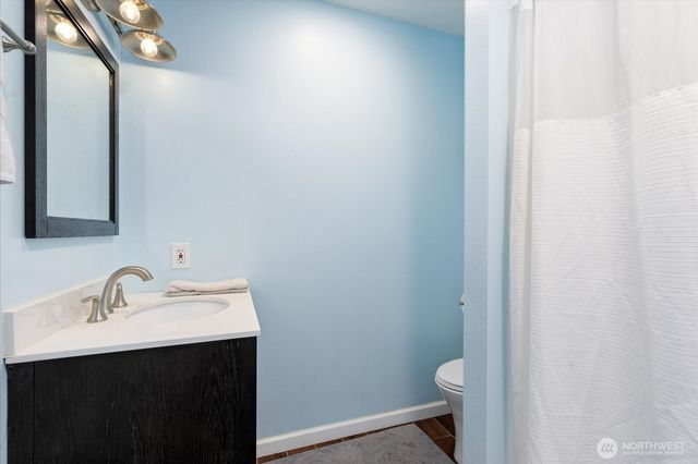 854 Burroughs Avenue, Oak Harbor, WA 98277