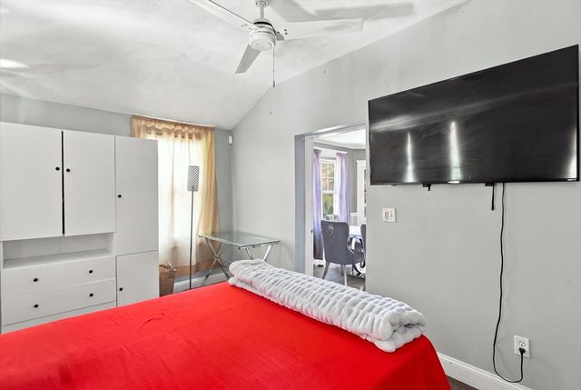 44 Fernwood Ave, Lynn, MA 01904
